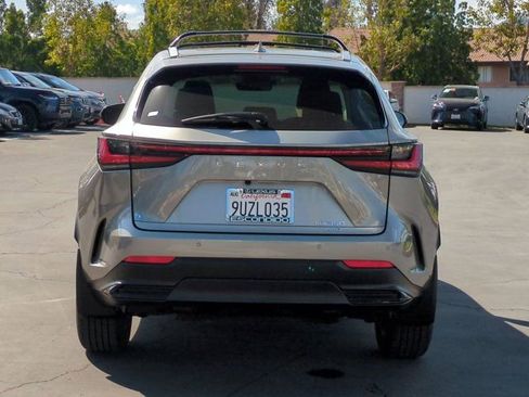 Used 2025 Lexus NX 350 AWD w/ Premium Package image 6