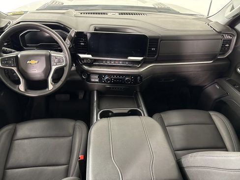 Used 2025 Chevrolet Silverado 2500 LTZ w/ LTZ Premium Package image 43