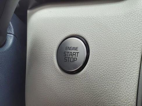 Used 2023 Kia Sorento SX Prestige image 18