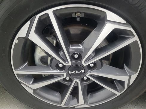Used 2023 Kia Forte LXS FWD image 31