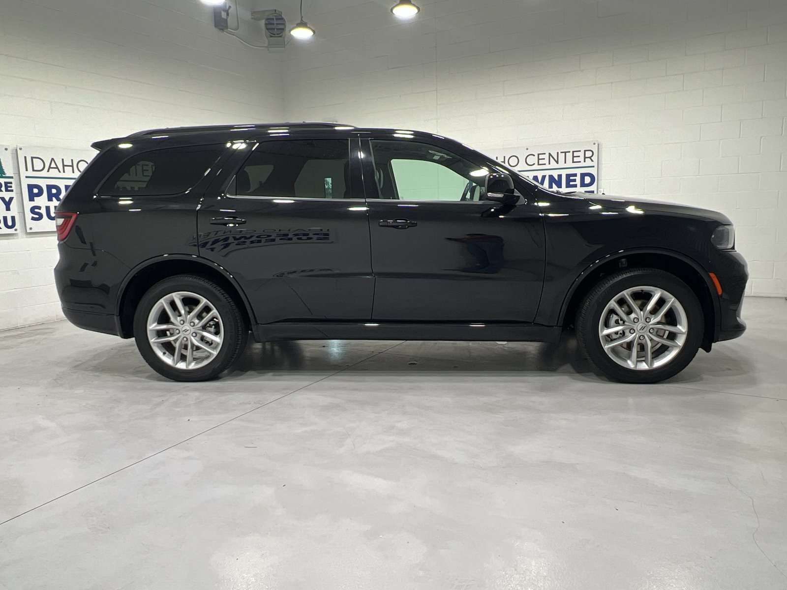 Used 2025 Dodge Durango GT AWD/4WD image 9