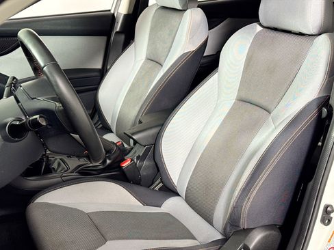 Used 2020 Subaru Crosstrek 2.0i Premium image 21