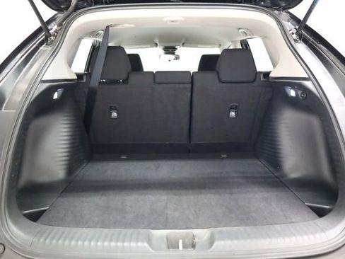 Used 2025 Honda HR-V LX image 32