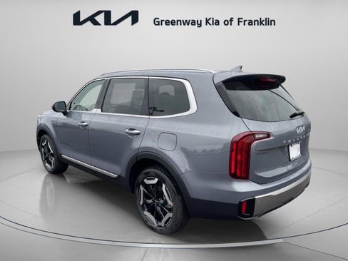 New 2025 Kia Telluride S image 5