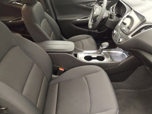 Used 2025 Chevrolet Malibu LT image 21