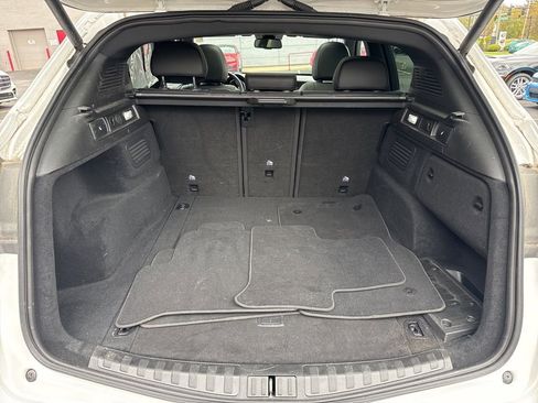 Used 2022 Alfa Romeo Stelvio Veloce image 52