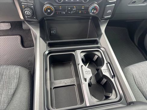 New 2026 Ford F250 XLT w/ XLT Premium Package AWD/4WD image 17