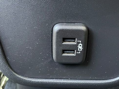 Certified 2024 Chevrolet Equinox LT AWD/4WD image 23