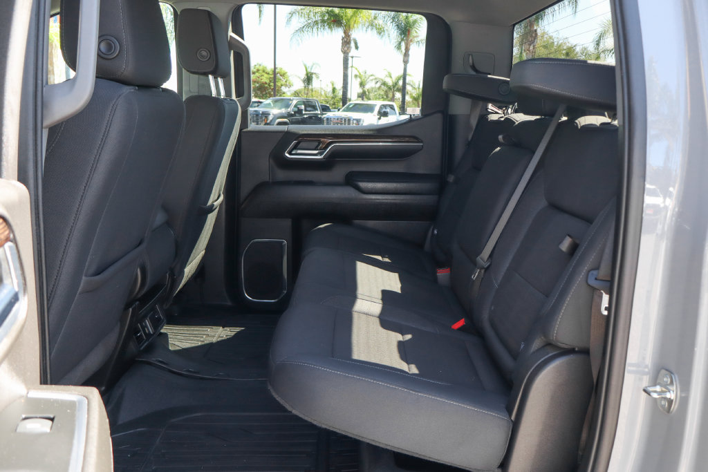 Used 2024 GMC Sierra 1500 Elevation w/ LPO, Elevation Black Package RWD image 40