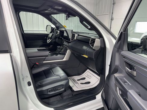 New 2026 Toyota Tundra 4x4 CrewMax image 10