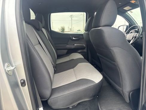 Used 2023 Toyota Tacoma TRD Off-Road AWD/4WD image 11