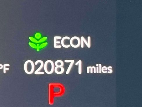 Used 2024 Honda CR-V LX image 30