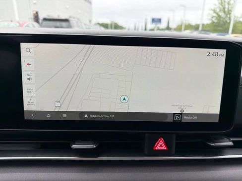 New 2026 Kia Carnival EX FWD image 12