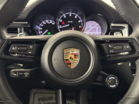 Used 2023 Porsche Macan w/ Premium Package Plus AWD/4WD image 19