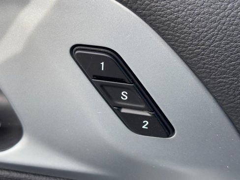 New 2026 Chrysler Pacifica Limited w/ S Appearance Package image 24