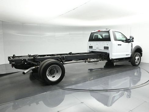 New 2026 Ford F550 2WD Regular Cab Super Duty image 9