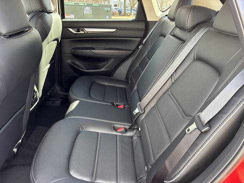 New 2025 MAZDA CX-5 AWD 2.5 S w/ Preferred Package image 16