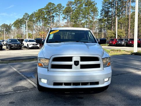 Used 2012 RAM 1500 Express image 2