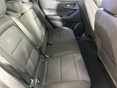 Used 2026 Chevrolet Equinox LT AWD/4WD image 24