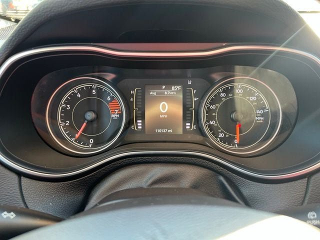 Certified 2021 Jeep Cherokee Latitude Plus AWD/4WD image 14