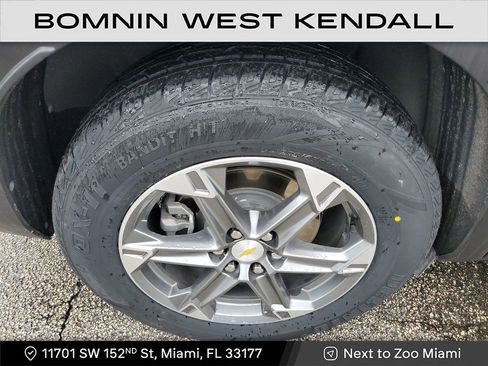 Used 2024 Chevrolet Blazer LT image 9