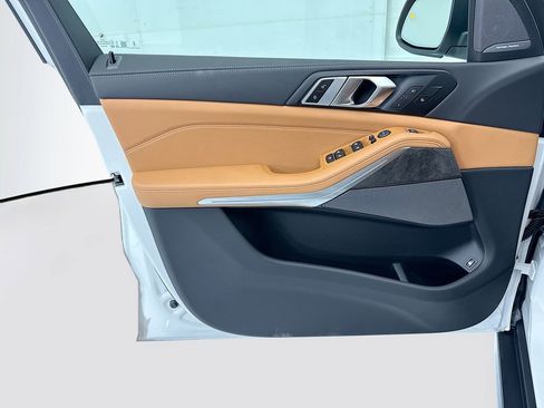 New 2026 BMW X5 xDrive50e AWD/4WD image 23
