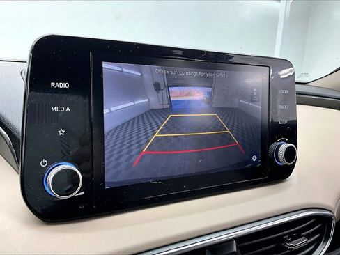Used 2023 Hyundai Santa Fe SE image 21
