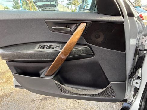 Used 2004 BMW X3 3.0i image 21