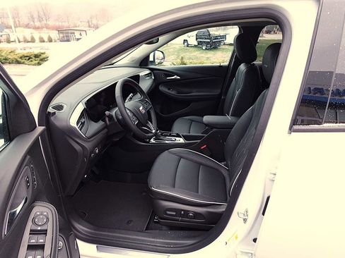 New 2026 Buick Encore GX Avenir w/ Avenir Convenience Package AWD/4WD image 12