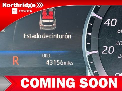 Used 2023 Toyota Highlander XSE image 10