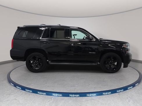 Used 2017 Chevrolet Tahoe LT w/ Luxury Package AWD/4WD image 5