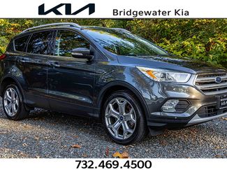 Used 2019 Ford Escape Titanium image 1