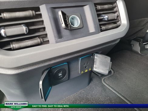 Used 2024 Ford F150 Lariat w/ Mobile Office Package image 16