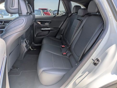 Used 2026 Mercedes-Benz GLC 300 4MATIC image 18