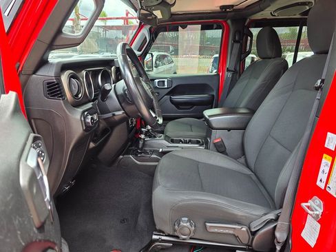 Used 2019 Jeep Wrangler Unlimited Sport S AWD/4WD image 22