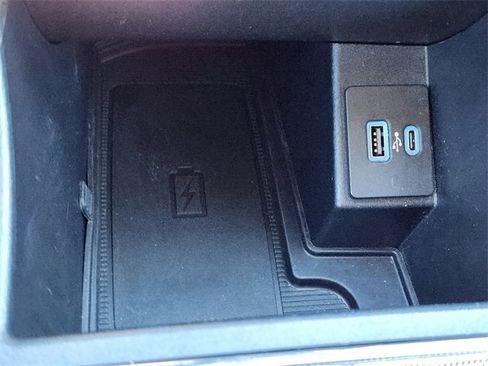 Used 2021 Ford Edge SEL w/ Convenience Package image 20