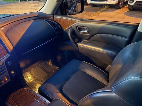 Used 2019 INFINITI QX80 Luxe AWD/4WD image 41