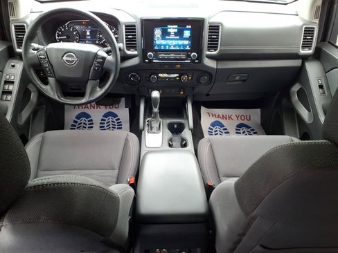 Used 2022 Nissan Frontier SV AWD/4WD image 8