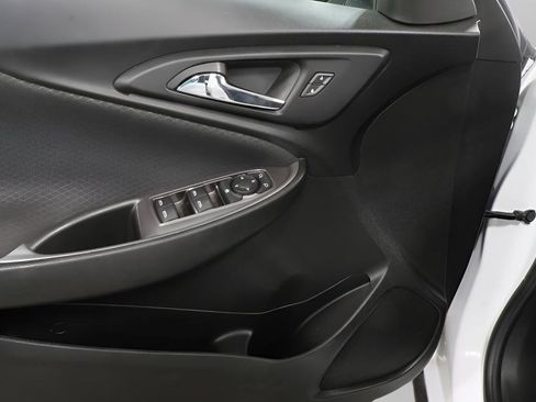 Used 2022 Chevrolet Malibu LT image 21