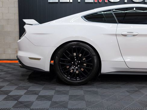 Used 2019 Ford Mustang GT w/ GT Performance Package RWD image 11