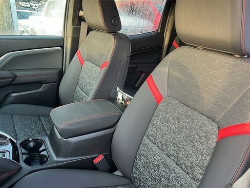 New 2026 Chevrolet Colorado Z71 image 15