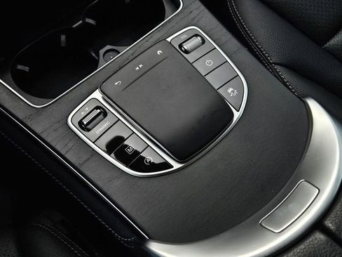 Used 2020 Mercedes-Benz GLC 300 GLC 300 image 26