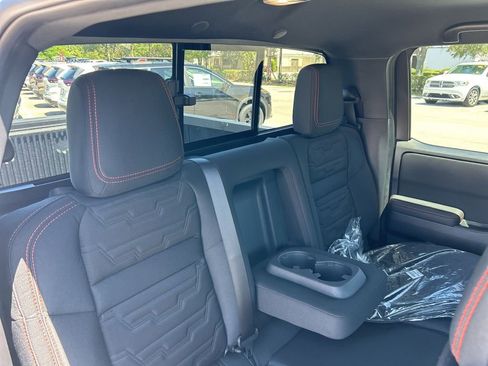 New 2025 Nissan Frontier PRO-4X w/ Tow Package image 43