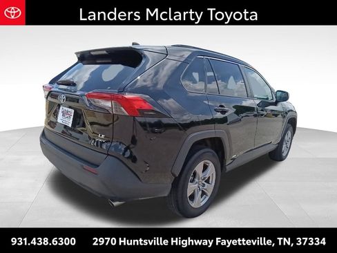 Used 2025 Toyota RAV4 LE AWD/4WD image 3