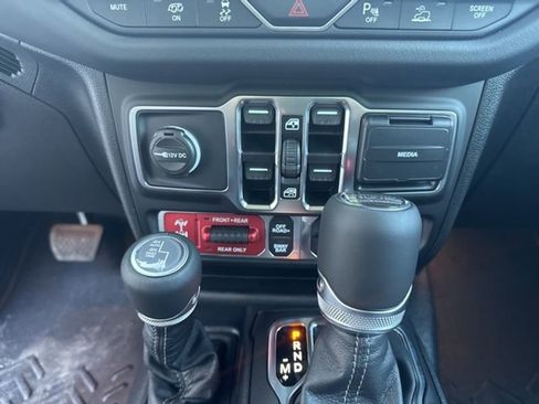 New 2025 Jeep Wrangler Unlimited Rubicon 392 image 16