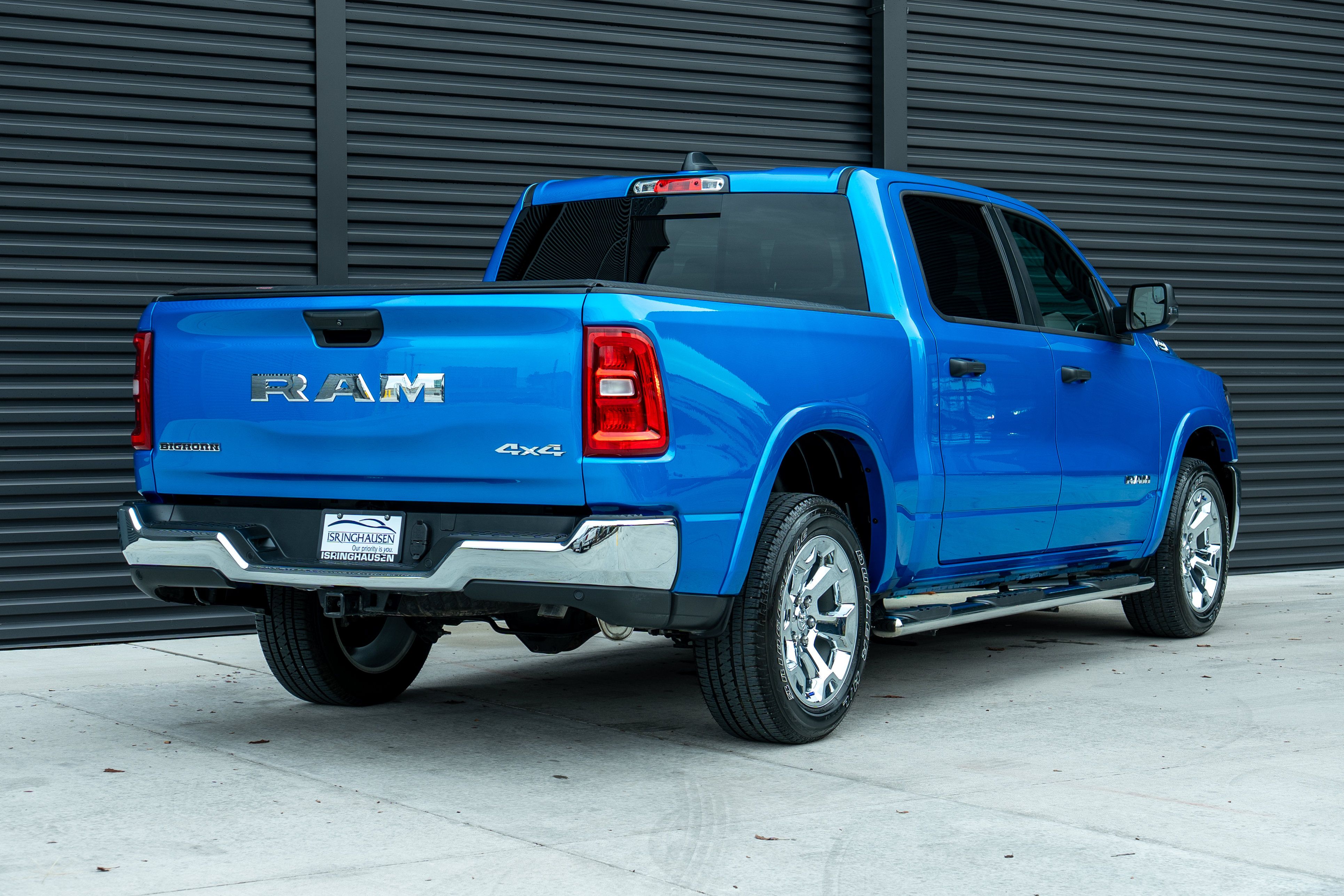 Used 2025 RAM 1500 Big Horn AWD/4WD image 5