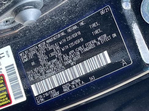 Used 2021 Toyota Highlander L AWD/4WD image 31