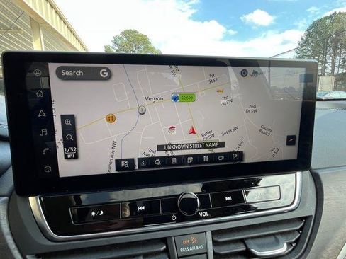 Used 2023 Nissan Altima 2.5 SL FWD image 17