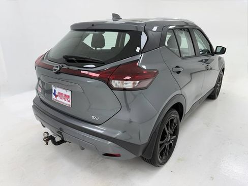 Used 2023 Nissan Kicks SV FWD image 40