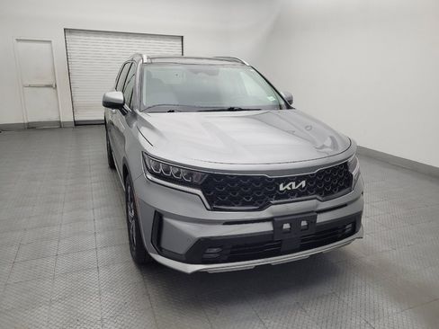 Used 2023 Kia Sorento EX w/ Panoramic Sunroof Package AWD/4WD image 14